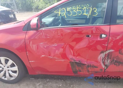 2014 Toyota Corolla Le z USA, uszkodzony, nr VIN 5YFBURHE9EP036154